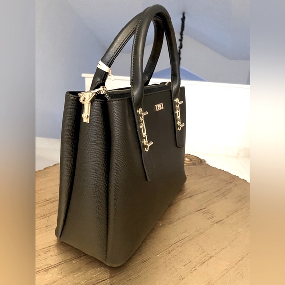 NWT Authentic Matmazel Designed 5 pockets black hand bag . - Picture 2 of 11